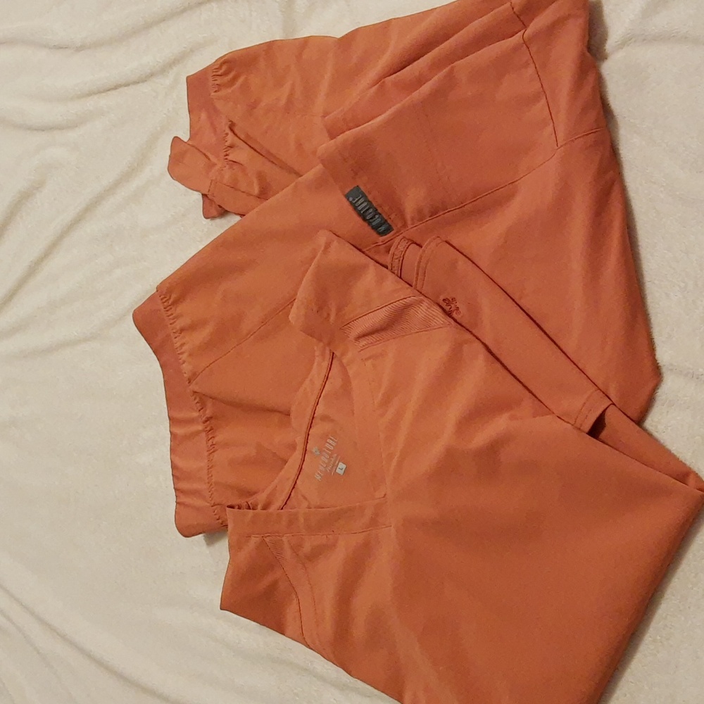 Med couture Peaches scrubs set size large Cinnamon